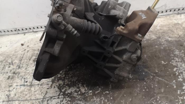 Getriebe van een Chevrolet Kalos (SF48) 1.4 16V 2005