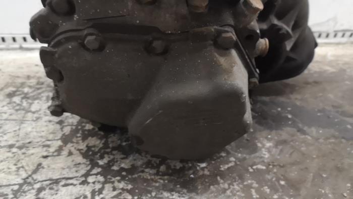 Getriebe van een Chevrolet Kalos (SF48) 1.4 16V 2005
