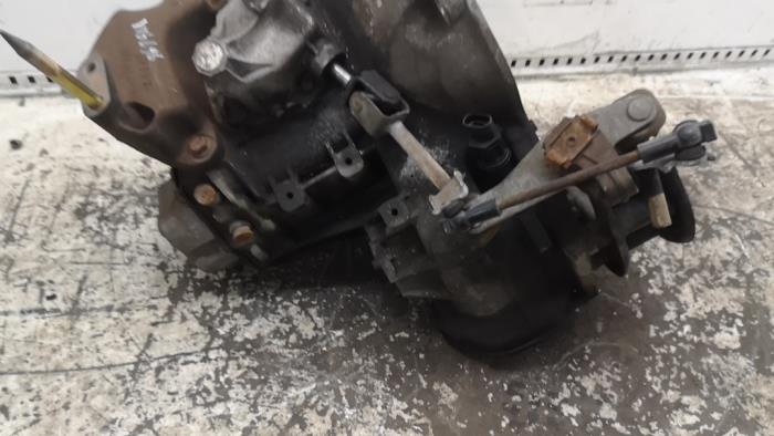 Getriebe van een Chevrolet Kalos (SF48) 1.4 16V 2005