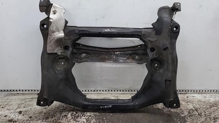 Usados Subchasis Mercedes S (W221) 5.5 S-600 L 36V Twin Turbo Precio € 157,50 Norma de margen ofrecido por Binckhorst BV