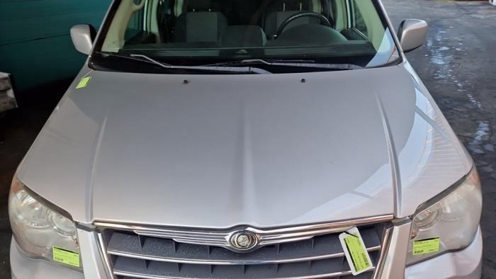 Używane Maska Chrysler Voyager/Grand Voyager (RT) 2.8 CRD 16V Grand Voyager Cena € 210,00 Procedura marży oferowane przez Binckhorst BV