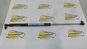 Gebrauchte Gasdämpfer links hinten Chevrolet Matiz 0.8 S,SE Preis € 10,50 Margenregelung angeboten von Binckhorst BV