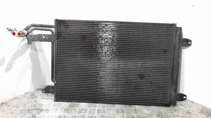 Usagé Radiateur clim Skoda Octavia (1Z3) 1.6 MPI Prix € 31,50 Règlement à la marge proposé par Binckhorst BV