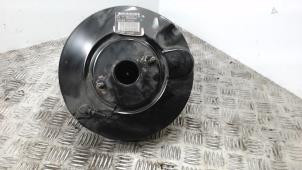 Usados Servofreno Citroen C4 Grand Picasso (UA) 2.0 HDiF 16V 135 Precio € 47,25 Norma de margen ofrecido por Binckhorst BV