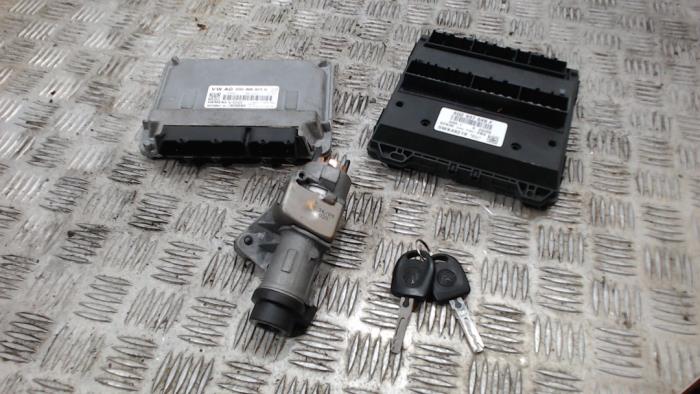 Used Ignition lock + computer Volkswagen Fox (5Z) 1.2 Price € 131,25 Margin scheme offered by Binckhorst BV