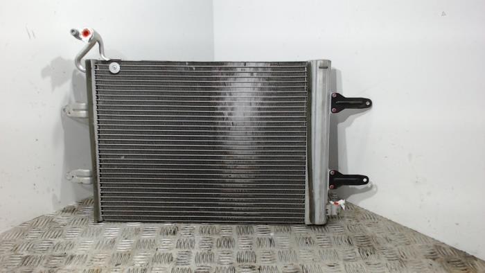 Usagé Radiateur clim Volkswagen Fox (5Z) 1.2 Prix € 26,25 Règlement à la marge proposé par Binckhorst BV