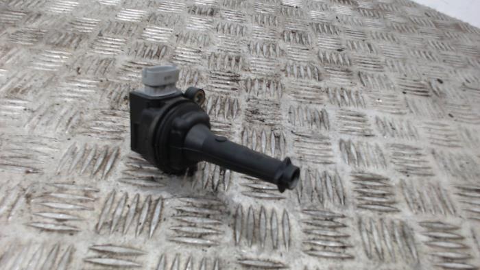 Usagé Bobine Volvo S40 (MS) 2.5 T5 20V Prix € 10,50 Règlement à la marge proposé par Binckhorst BV