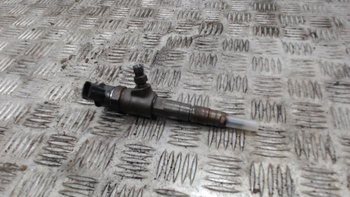 Usagé Injecteurs Peugeot Partner (GC/GF/GG/GJ/GK) 1.6 HDI 90 Prix € 42,00 Règlement à la marge proposé par Binckhorst BV