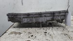 Ventildeckel van een Toyota Avensis Wagon (T27) 2.2 16V D-4D-F 150 2009