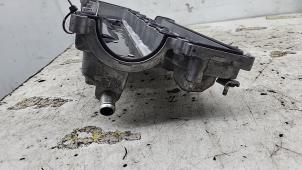 Ventildeckel van een Toyota Avensis Wagon (T27) 2.2 16V D-4D-F 150 2009