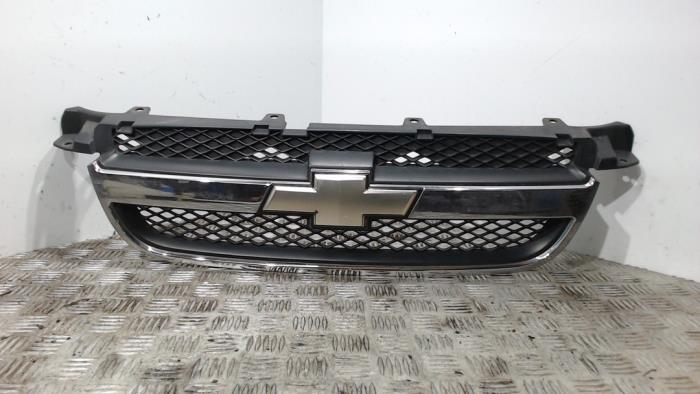Używane Grill Chevrolet Aveo (256) 1.4 16V Cena € 52,50 Procedura marży oferowane przez Binckhorst BV