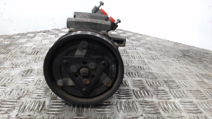 Gebrauchte Klimapumpe Renault Clio III (BR/CR) 1.6 16V Preis € 9,98 Margenregelung angeboten von Binckhorst BV