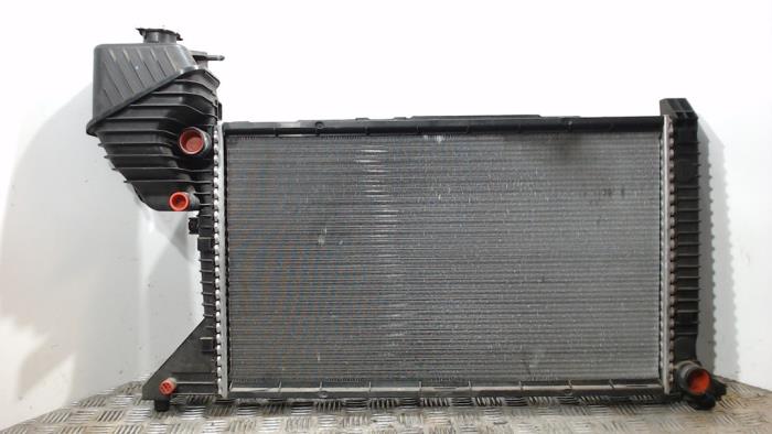 Usagé Radiateur Mercedes Sprinter 2t (901/902) 208 CDI 16V Prix € 47,25 Règlement à la marge proposé par Binckhorst BV