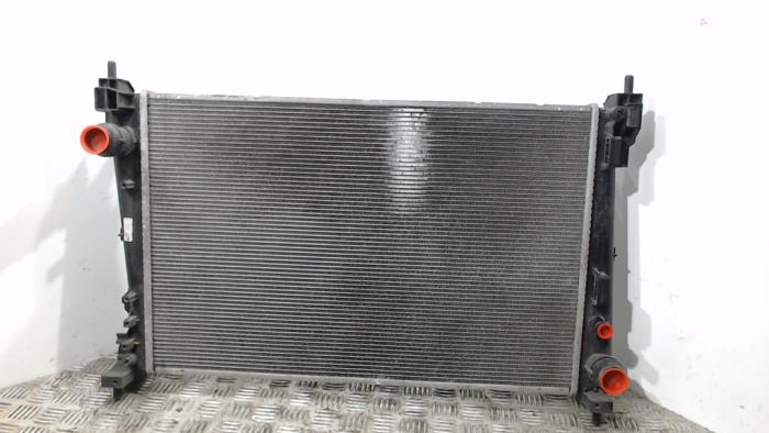 Używane Chlodnica Lancia Delta (844) 1.4 T-Jet 16V 120 Cena € 36,75 Procedura marży oferowane przez Binckhorst BV