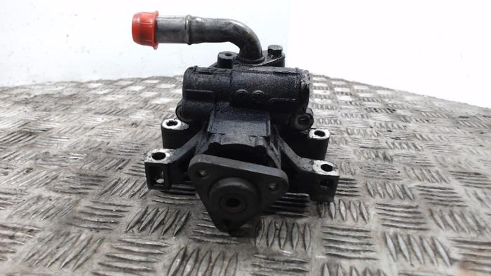 Usagé Pompe de direction Citroen Jumper (U9) 2.2 HDi 130 Euro 5 Prix € 78,75 Règlement à la marge proposé par Binckhorst BV