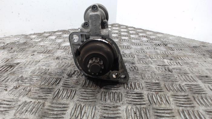 Used Starter Volkswagen Passat Variant (3C5) 1.9 TDI Price € 31,50 Margin scheme offered by Binckhorst BV