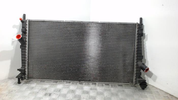 Usagé Radiateur Mazda 3 Sport (BK) 1.6i 16V Prix € 36,75 Règlement à la marge proposé par Binckhorst BV