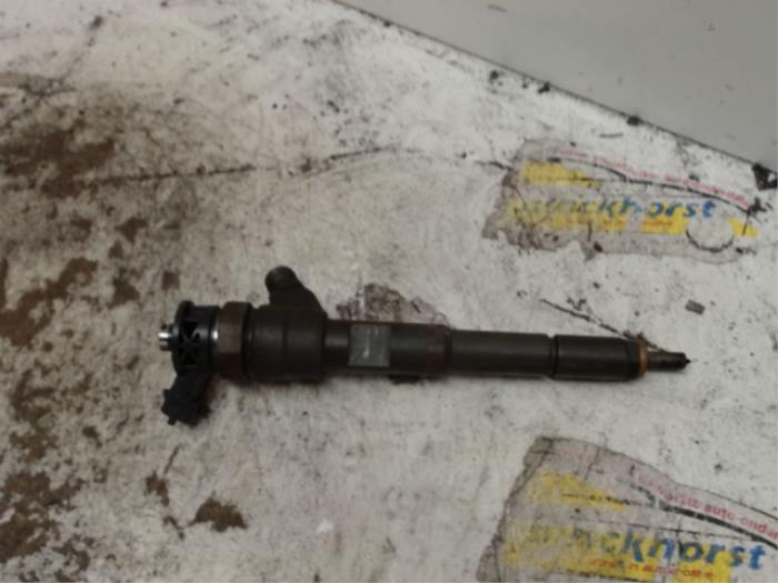 Usagé Injecteurs Dacia Lodgy (JS/SD0J) 1.5 dCi FAP Prix € 31,50 Règlement à la marge proposé par Binckhorst BV