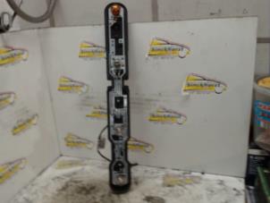Begagnade PCB, höger baklykta Renault Master III (FV) 2.3 dCi 135 16V FWD Pris € 36,75 Marginaltabell erbjuds av Binckhorst BV