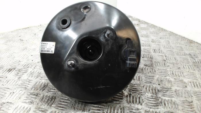 Usagé Servo frein Peugeot 108 1.0 12V VVT-i Prix € 31,50 Règlement à la marge proposé par Binckhorst BV