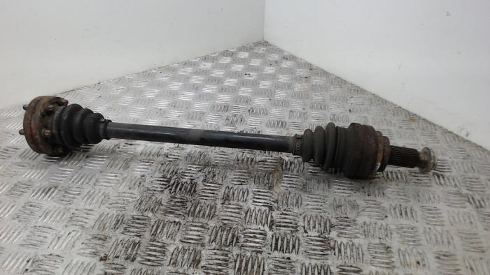 Gebrauchte Antriebswelle links hinten BMW 5 serie (E60) 523i 24V Preis € 52,50 Margenregelung angeboten von Binckhorst BV
