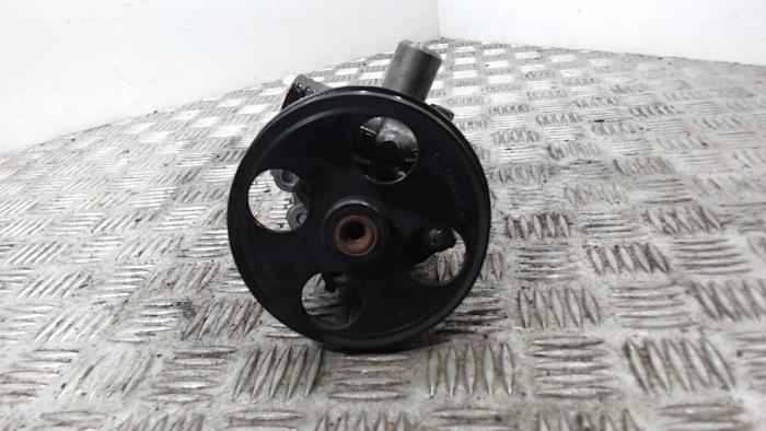 Usagé Pompe de direction Opel Insignia 1.8 16V Ecotec Prix € 52,50 Règlement à la marge proposé par Binckhorst BV