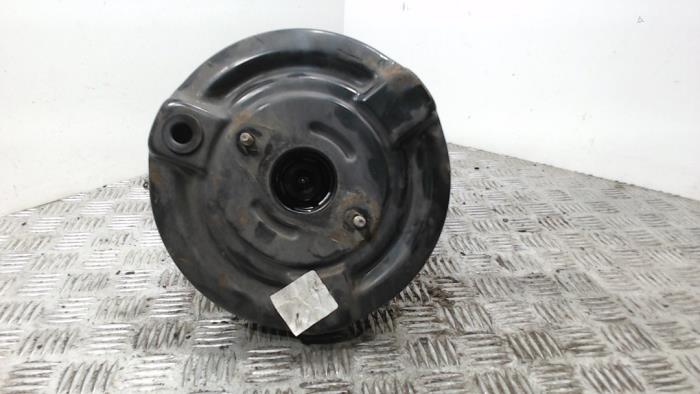 Usados Servofreno Ford Ka I 1.3i Precio € 36,75 Norma de margen ofrecido por Binckhorst BV