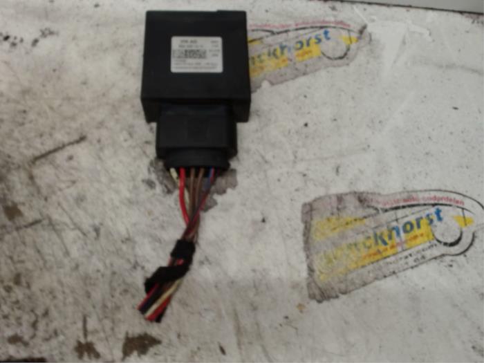 Usagé Module pompe carburant Volkswagen Golf VII Variant (AUVV) 1.6 TDI BMT 16V Prix € 21,00 Règlement à la marge proposé par Binckhorst BV