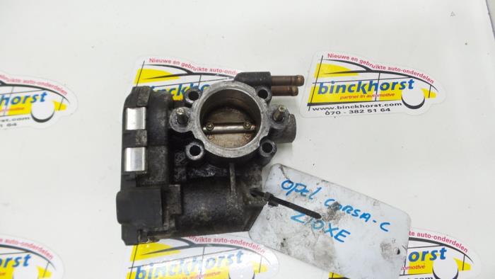 Gebrauchte Drosselklappengehäuse Opel Corsa C (F08/68) 1.0 12V Preis € 36,75 Margenregelung angeboten von Binckhorst BV
