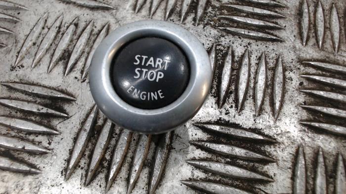 Używane Przelacznik Start/Stop BMW X1 (E84) sDrive 20i 2.0 16V Twin Power Turbo Cena € 15,75 Procedura marży oferowane przez Binckhorst BV