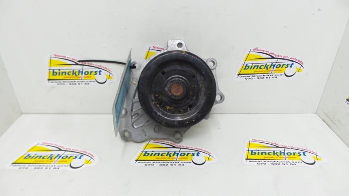 Begagnade Vattenpump Lexus IS (E2) 220d 16V Pris € 26,25 Marginaltabell erbjuds av Binckhorst BV