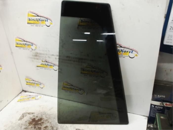 Usados Ventanilla triangular izquierda detrás Ford Fusion 1.4 16V Precio € 31,50 Norma de margen ofrecido por Binckhorst BV