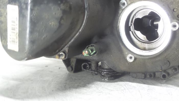Getriebe van een Renault Megane (BA) 1.4e 1999