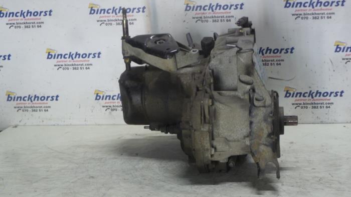 Getriebe van een Renault Megane (BA) 1.4e 1999
