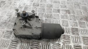 Begagnade Främre torkarmotor Renault Espace (JK) 2.0 Turbo 16V Grand Espace Pris på förfrågan erbjuds av Binckhorst BV