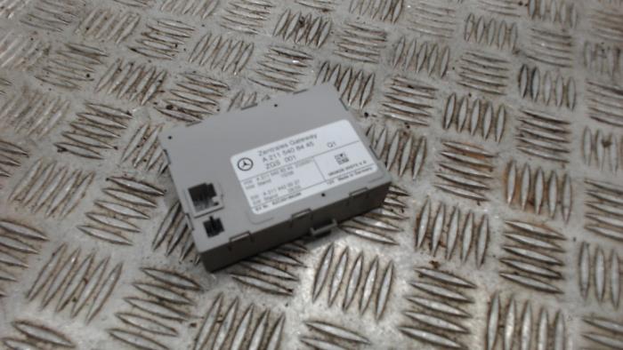 Używane Modul gateway Mercedes E (W211) 1.8 E-200 Kompressor 16V Cena € 26,25 Procedura marży oferowane przez Binckhorst BV