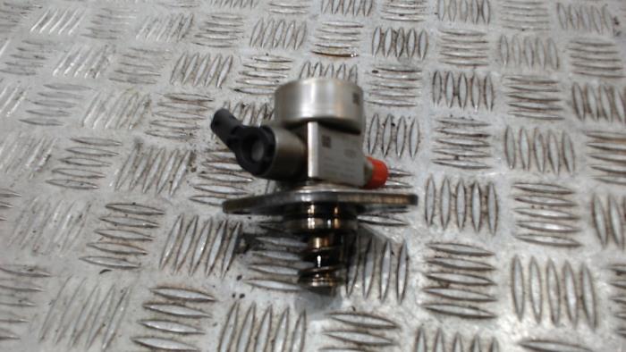 Usagé Pompe haute pression Peugeot 208 I (CA/CC/CK/CL) 1.2 12V e-THP PureTech 110 Prix € 99,75 Règlement à la marge proposé par Binckhorst BV