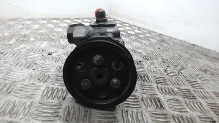 Usagé Pompe de direction Citroen C5 III Tourer (RW) 3.0 HDiF V6 24V Prix € 105,00 Règlement à la marge proposé par Binckhorst BV