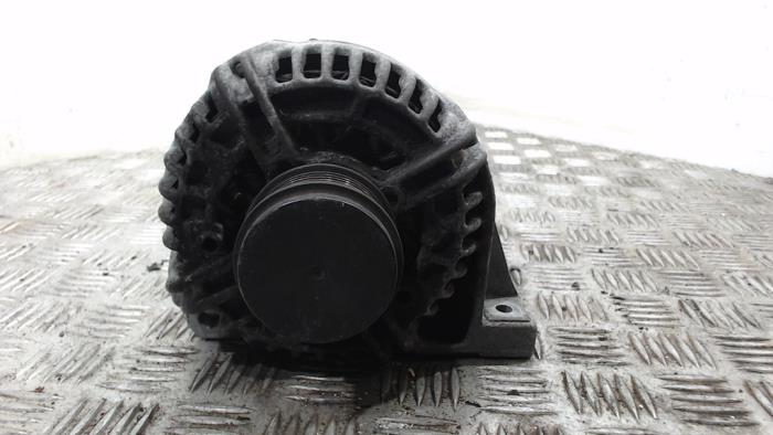 Gebrauchte Dynamo Volvo V70 (SW) 2.4 D5 20V Preis € 72,45 Margenregelung angeboten von Binckhorst BV