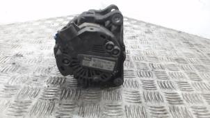Dynamo van een Fiat Scudo (270) 1.6 D Multijet 2008