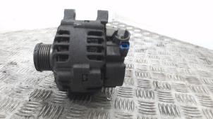 Dynamo van een Fiat Scudo (270) 1.6 D Multijet 2008