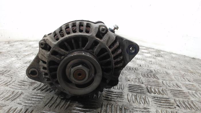 Begagnade Dynamo Suzuki Splash 1.0 12V Pris € 36,75 Marginaltabell erbjuds av Binckhorst BV