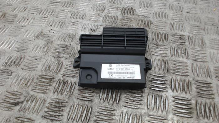 Używane Modul Comfort Audi A6 (C6) 3.2 V6 24V FSI Cena € 26,25 Procedura marży oferowane przez Binckhorst BV