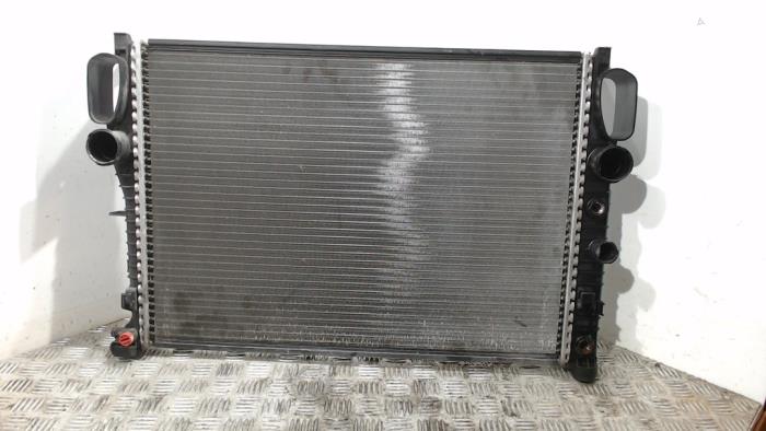 Used Radiator Mercedes E (W211) 2.6 E-240 V6 18V Price € 42,00 Margin scheme offered by Binckhorst BV