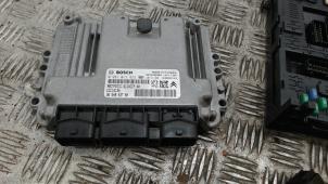 Ignition lock + computer from a Citroën Berlingo 1.6 Hdi 75 16V Phase 1 2011