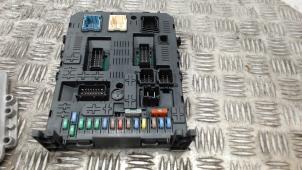 Ignition lock + computer from a Citroën Berlingo 1.6 Hdi 75 16V Phase 1 2011