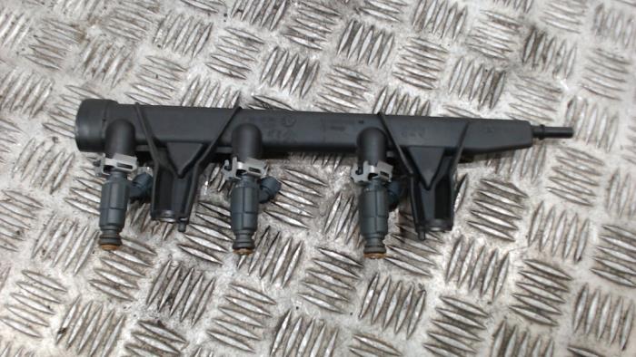 Usagé Système d'injection Peugeot 208 I (CA/CC/CK/CL) 1.2 Vti 12V PureTech 82 Prix € 42,00 Règlement à la marge proposé par Binckhorst BV