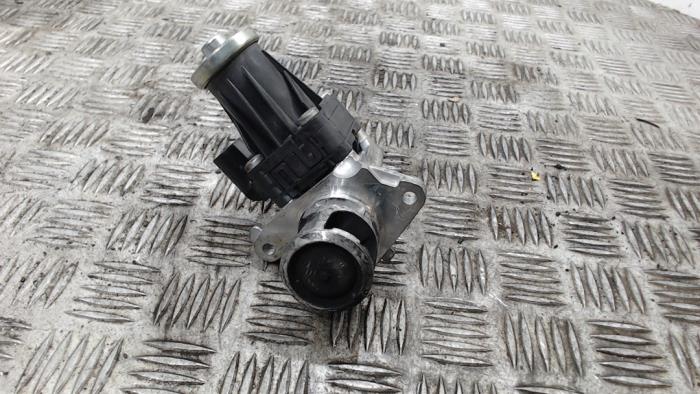 Usagé Valve RGE Opel Combo 1.3 CDTI 16V ecoFlex Prix € 31,50 Règlement à la marge proposé par Binckhorst BV