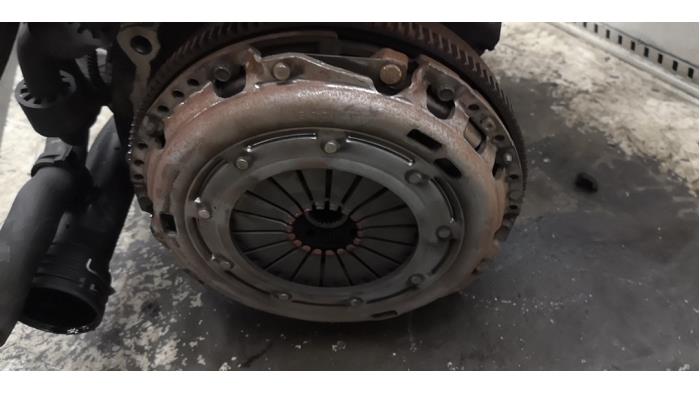 Engine from a Skoda Octavia Combi (1Z5) 1.9 TDI 4x4 2008