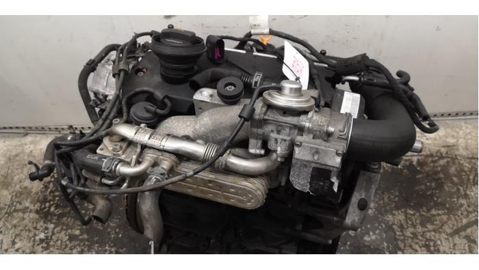 Engine from a Skoda Octavia Combi (1Z5) 1.9 TDI 4x4 2008